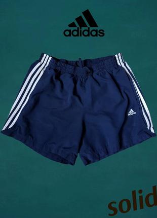 Короткі шорти від adidas