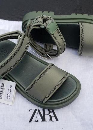 Босоніжки, сандалі zara