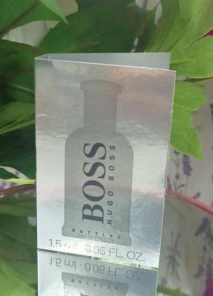 Туалетна вода для чоловіків hugo boss boss bottled 1.5 мл, пробник3 фото