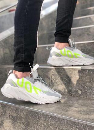 Кросівки чоловічі adidas yeezy boost 700 logo grey white / чоловічі кросівки адідас ези буст 700