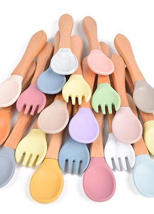 Приборы силиконовые детские ложка и вилка с деревянной ручкой серо-голубые prd-y21