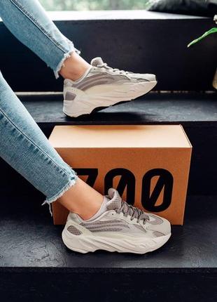 Кросівки жіночі adidas yeezy boost 700 v2 static

/ женские кроссовки адидас ези буст 700