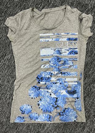 Джинсы mango футболка guess3 фото