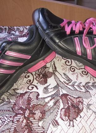 Кросівки (adidas)
