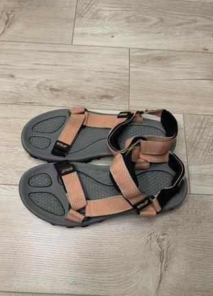Босоніжки жіночі gold outdoor