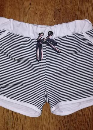 Класні шорти в смужку.італія pronto moda. розмір s/m