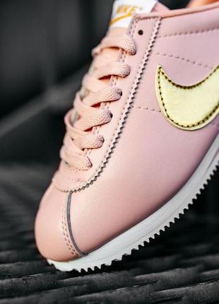 Nike cortez pink gold женские кроссовки найк кортез розовые4 фото