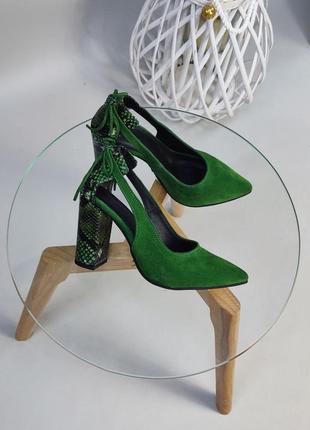 Туфлі з італійської шкіри та замші жіночі зелені рептилія на підборах10 фото