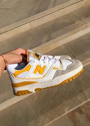 Жіночі кросівки new balance 550 sea salt varsity gold / нью беленс