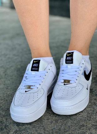 Nike air force жіночі кросівки найк аір форс4 фото