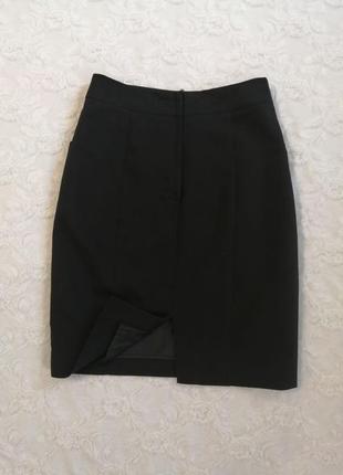 H&m чорна класична юбка з кишенями4 фото