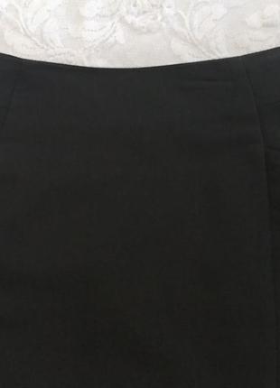 H&m чорна класична юбка з кишенями3 фото