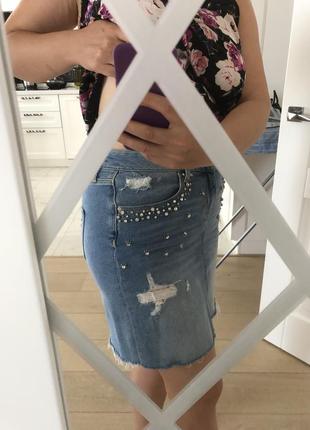 Классная джинсовая модная юбка с потертостями  от cross jeans 🛍🍒🌺10 фото