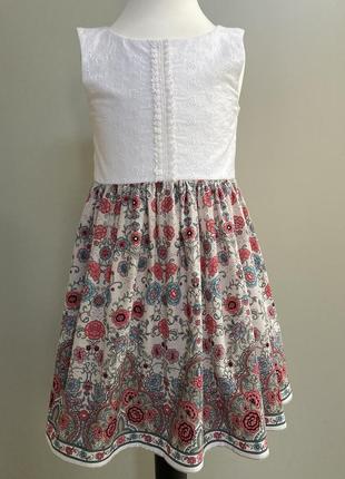 Платье на 5-6 лет