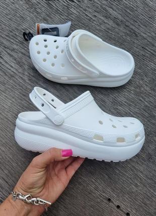 Дуже зручні сабо на платформі crocs Supposed platform w7 ,w8