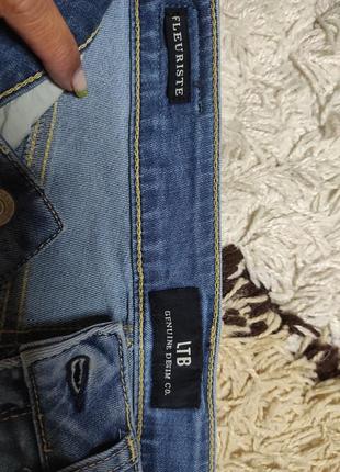 Короткі джинсові шорти, шортики з вишивкою s-m9 фото