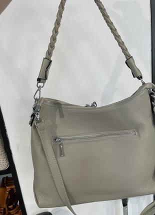 Кожаная бежевая сумочка кроссбоди сумочка на плечо италия2 фото