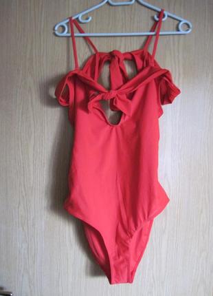 . Новий червоний купальник "vero moda" р.46