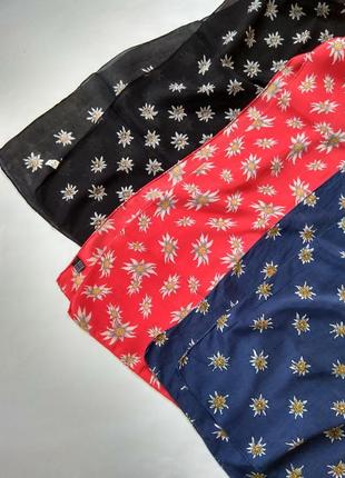 Шикарный шелковый шарф платок с эдельвейсами, made in swiss2 фото