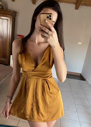Шовкова сукня