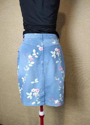 Джинсова юбка спідниця в квіти3 фото