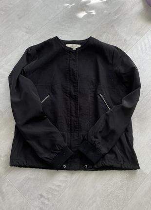 Чорний бомбер zara ,вітровка zara , чорна весняна куртка zara