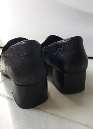 Нові шкіряні туфлі лофери3 фото