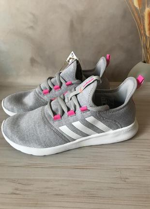 Кросівки жіночі adidas vario pure