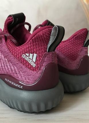 Жіночі кросівки для бігу adidas alphabounce em w2 фото