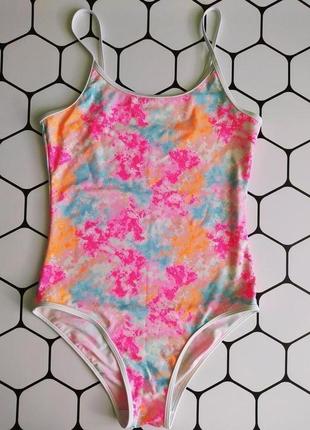 Очень прикольный яркий купальник)))размер 14/15(164/170)