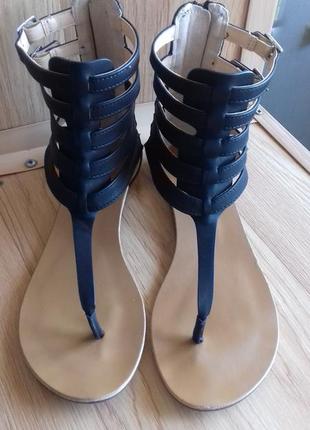 В'єтнамки шльопанці