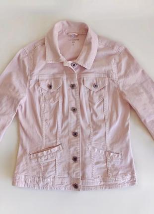 Розовая джинсовая куртка c&a