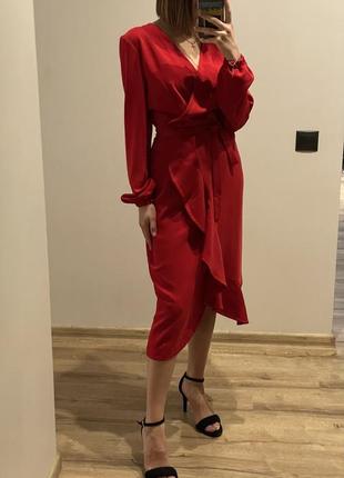 Жіноча червона сукня вечірня2 фото