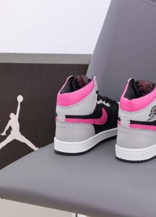 Женские кроссовки nike air jordan 1 mid grey pink 36-37-38-39-40-413 фото