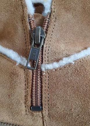 Оригинальные замшевые ботинки ugg 5