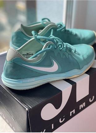 Кросівки nike