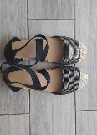 Балетки з плетеною підошвою/босоніжки/еспадрильї