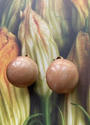 Вінтажні кліпси, hong kong