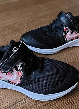 Nike кроссовки р.34