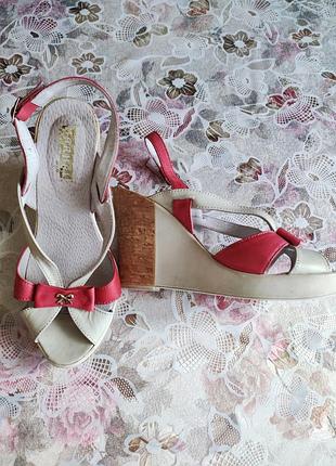 Жіночі босоніжки, б/у, розмір 38