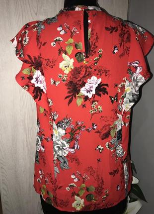 Блуза з квітковим принтом червоного кольору4 фото