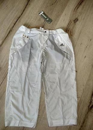 Класні спорт шорти/кропы adidas (l)