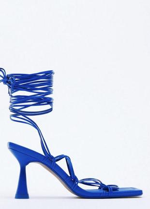 Zara синие кожаные босоножки 37 и 38