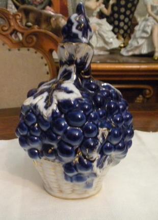 Графин - глечик виноград в кошику фарфор срср лпз