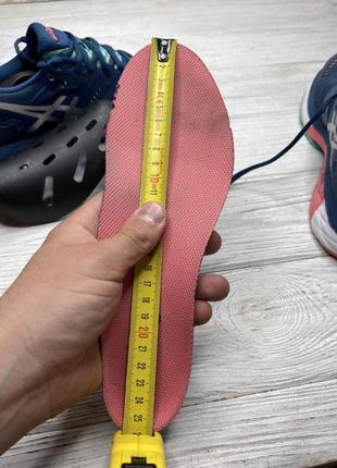 Кроссовки asics