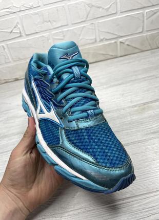 Кросівки mizuno