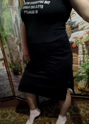 Трикотажна сукня-міді з написом3 фото
