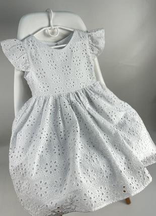 Біла святкова сукня сарафан з прошви літній для дівчаток