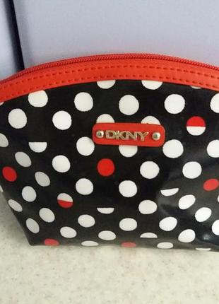 Косметичка dkny