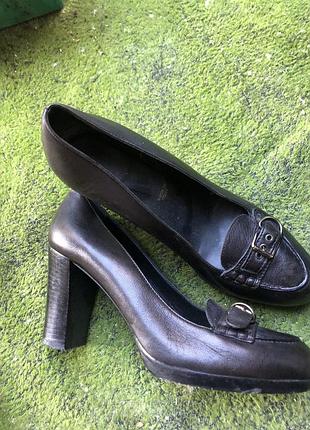 Туфлі bally